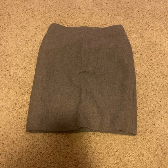 J crew pencil skirt - Picture 2 of 3